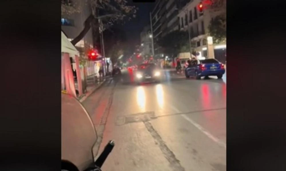 Θεσσαλονίκη: Αυτοκίνητο-χάρος πήγαινε ανάποδα στην Τσιμισκή